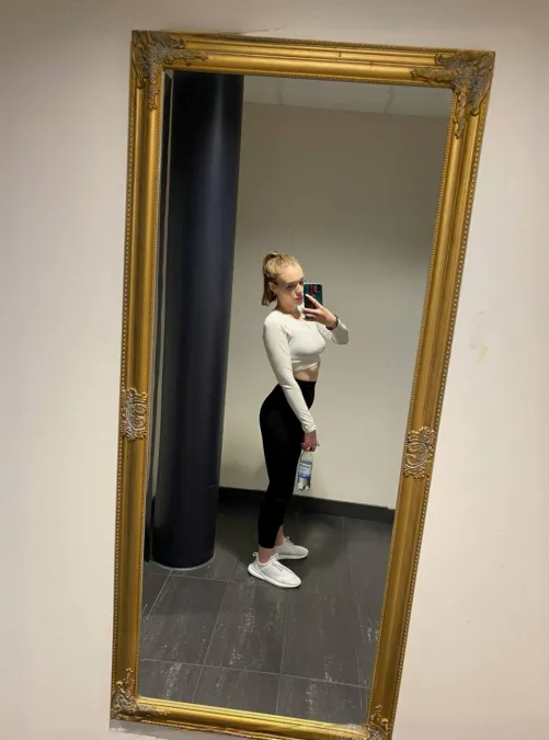 Thumbnail Embrace the Bustiness at the Gym | Sweetie__Pie0 Reveals All! - 2busty2hide