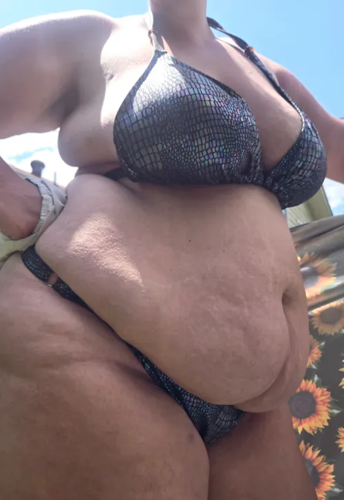 Thumbnail Abigailgray256's Dilemma: Getting Too Thick for Bikini Season