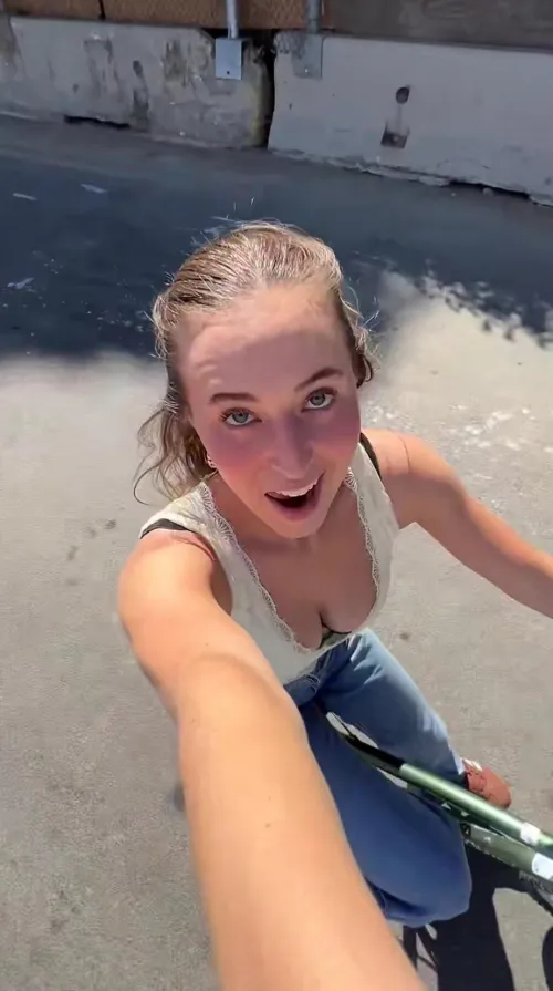 Thumbnail Regan Yorke - Journey into Downblouse by Minimum-Highlight375