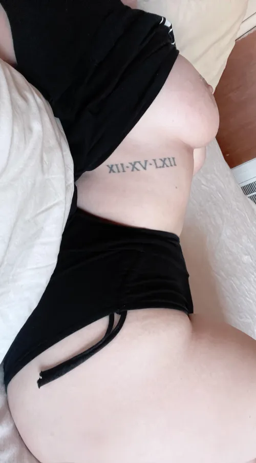 Thumbnail orphicgoddess's Intriguing Inquiry: 'WYD If You Come Home to Me Like This' in AmazingCurves