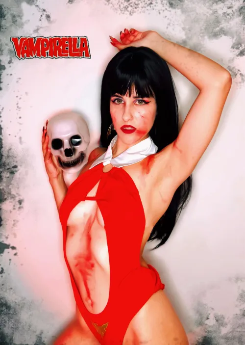 Thumbnail Dakiyumecosplay's Vampirella Cosplay: Breathtaking Details