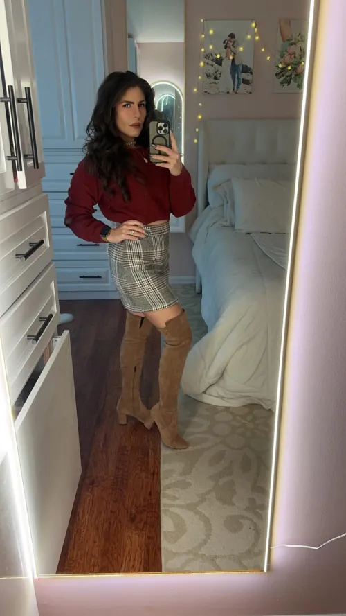 Thumbnail Skirts and Boots: A Timeless Classy Combination | LexGoEveryday