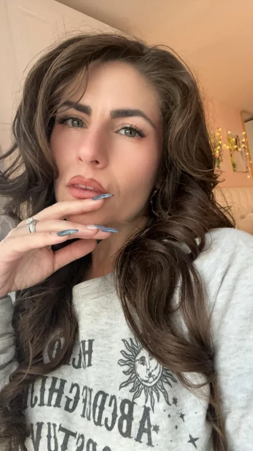 Thumbnail Defining Beauty: What's Your Classy Title? | LexGoEveryday