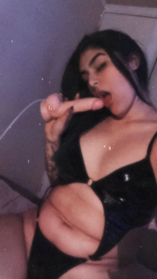 Thumbnail Sensual Pleasures with HaniDiosareal: 'Daddy, I'm Waiting for You'