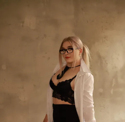 Thumbnail Strictly Punishing Your Secretary: A Tempting Proposal | shaylabeexo