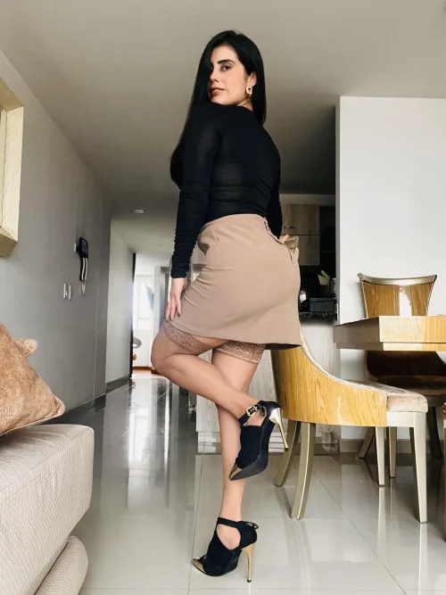Thumbnail The Cute and Strict Secretary: A Unique Dynamic | biancasoffice