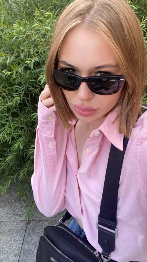 Thumbnail One of My First Nudes: Discover Brilliance with Norma's Selfie
