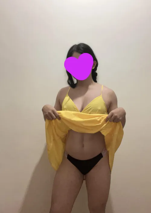Thumbnail Slavetobread's Fashion Forward: Outing in a Revealing Dress