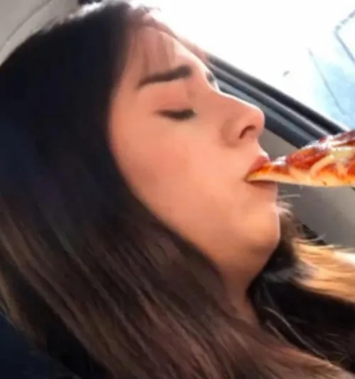 Thumbnail Forced to eat more pizza by ArkhowlX: A Stuffers' Dilemma