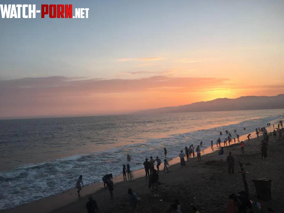 Santa Monica Beach Sunset by Sonic2368