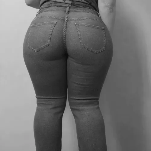 Thumbnail Double Take Beauty: Unveiling Chubby Attraction