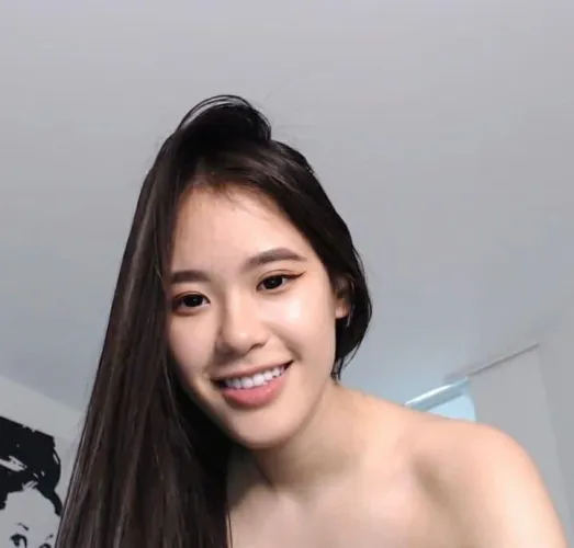 Thumbnail Seeking Answers: Anyone Know Her Identity? by Expensive-Owl6152 in SauceforNSFWads