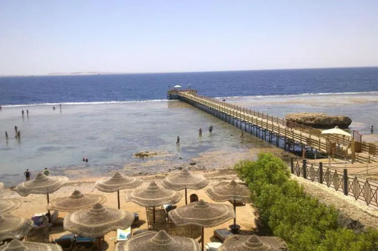 Thumbnail Explore the Stunning Beaches of Egypt by VillegasBelice