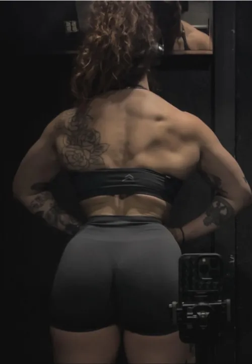 Thumbnail Nicki Bocker ThickFit Article by mcrookedy