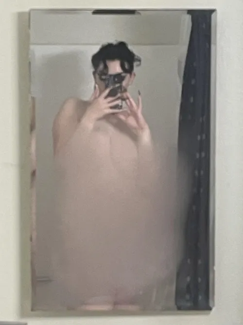 Thumbnail Delicious_Inside4265 Shares a Mirror Pic for Boob Rating