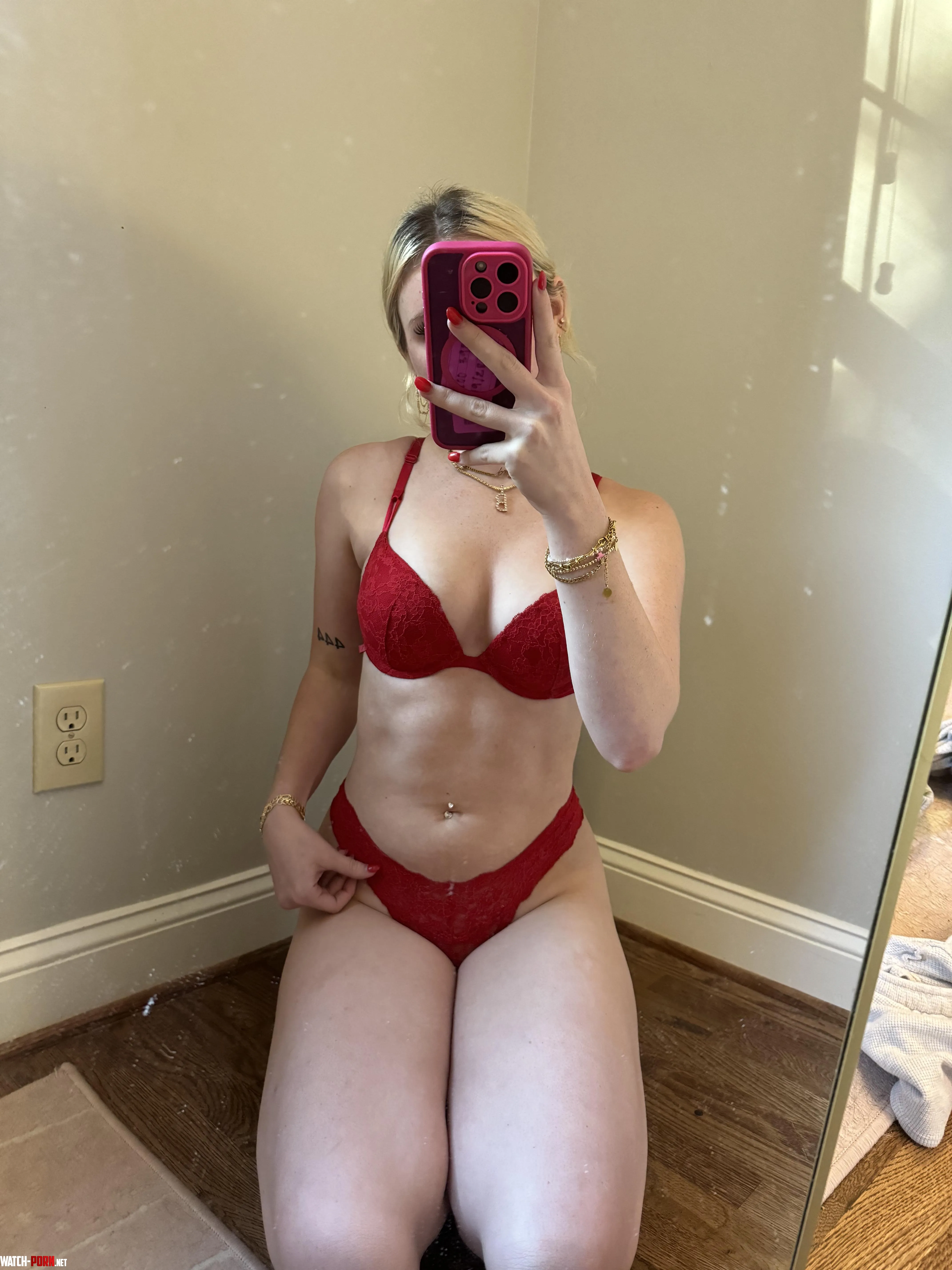 red means im extra horny  by rosietaylorr
