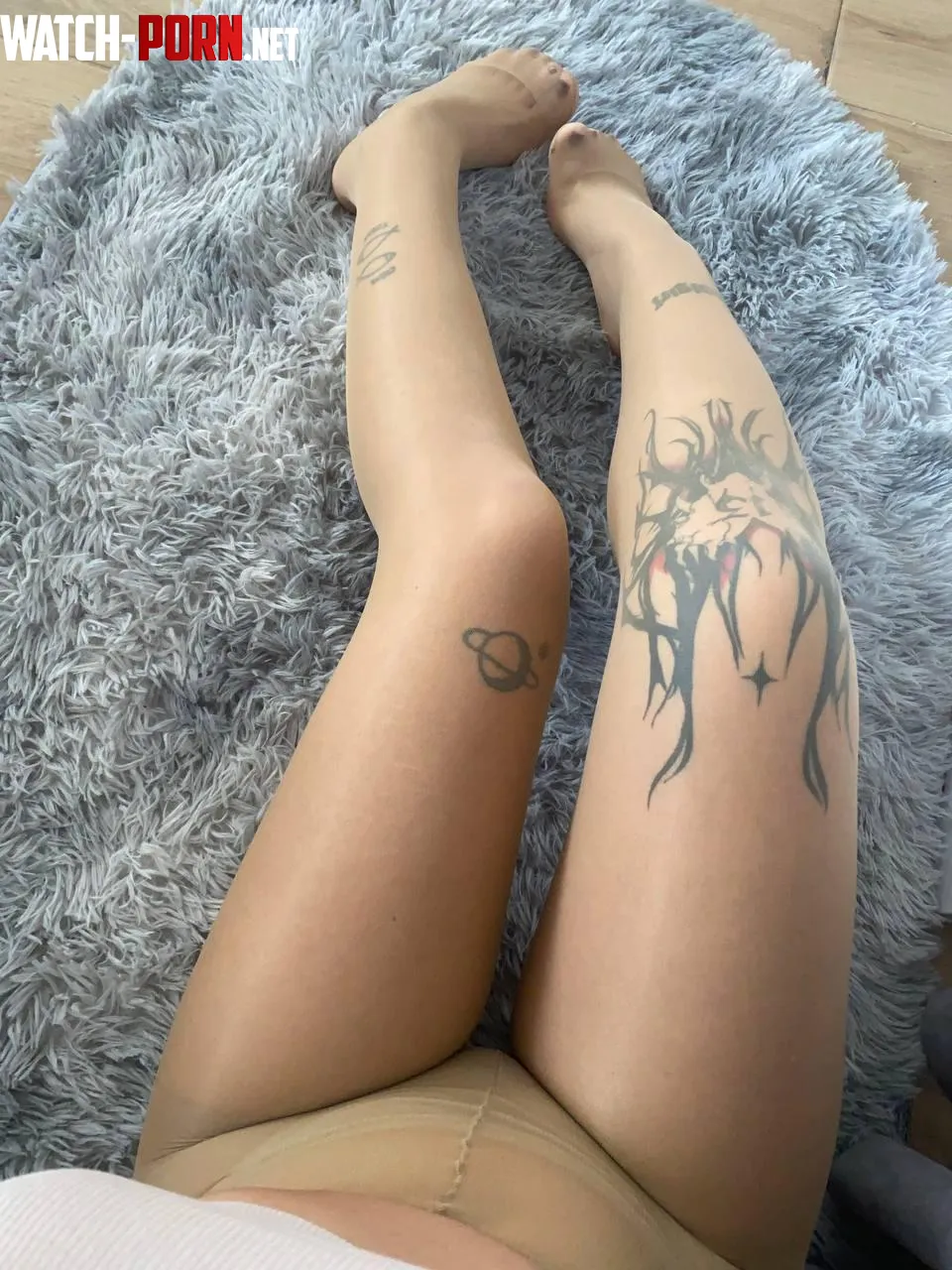 Nude tights  by ankagoddess