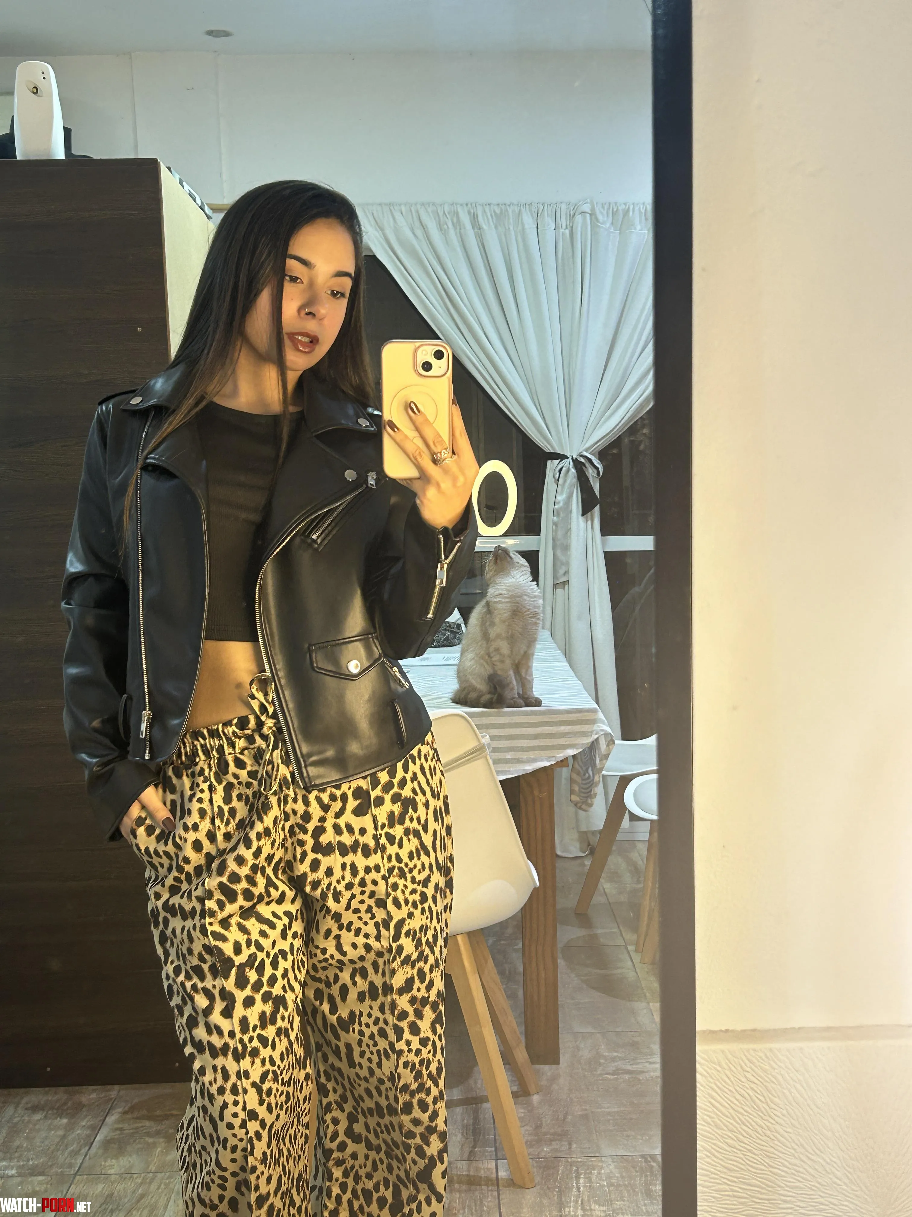 im sexy with or without my clothes by hot_monicaa