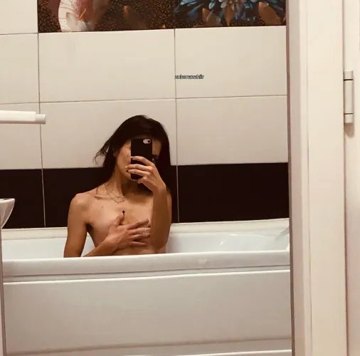 Thumbnail ZulemaZahiir: Mirror Front Row Fantasy
