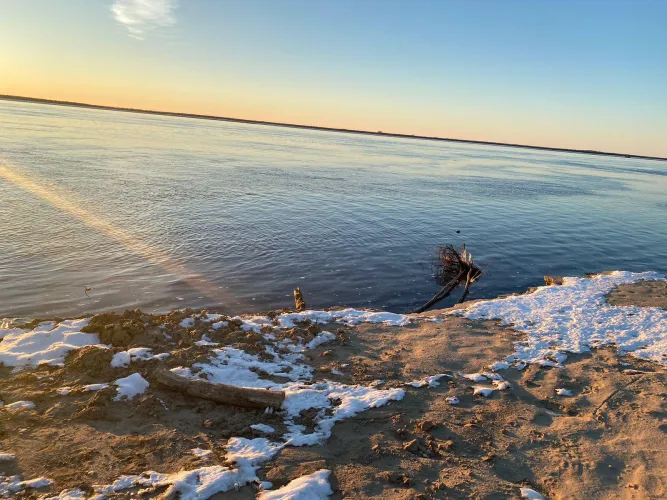 Thumbnail Embrace the Beauty of Winter Beaches with Tangcityshop