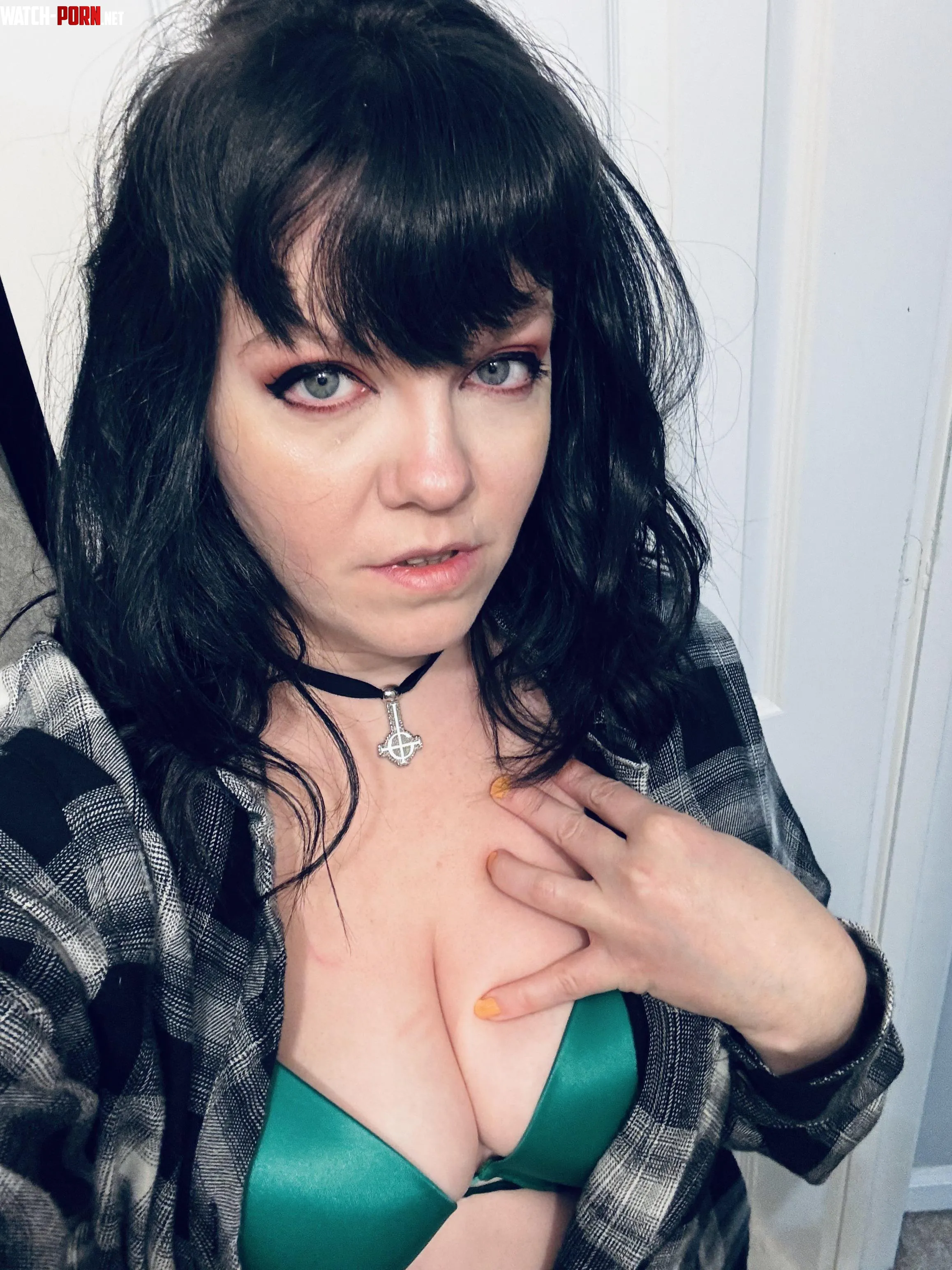 Comfy and ready to binge one piece  by _PunkPeach_
