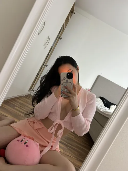 Thumbnail KokoYamada's Cute Selfie Moment