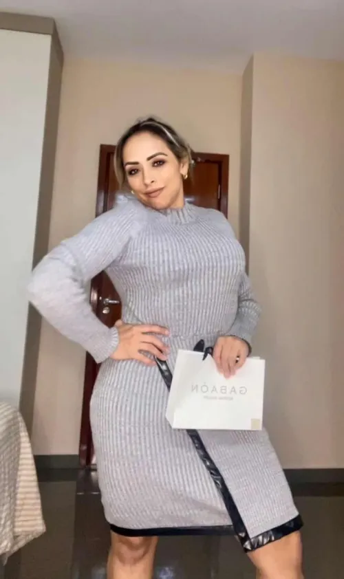 Thumbnail Striking Poses in Perfectly Fitted Dresses | girlypinkyx