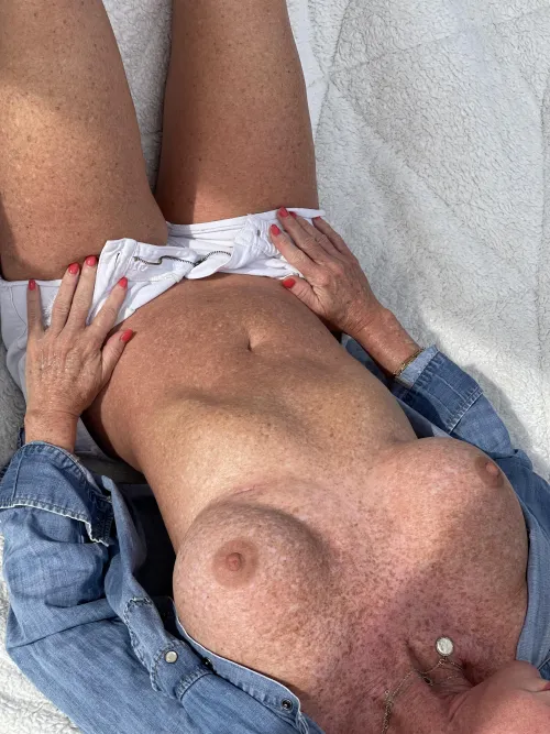 Thumbnail Freckled Spice - NawtyHellcat's Seductive Charm
