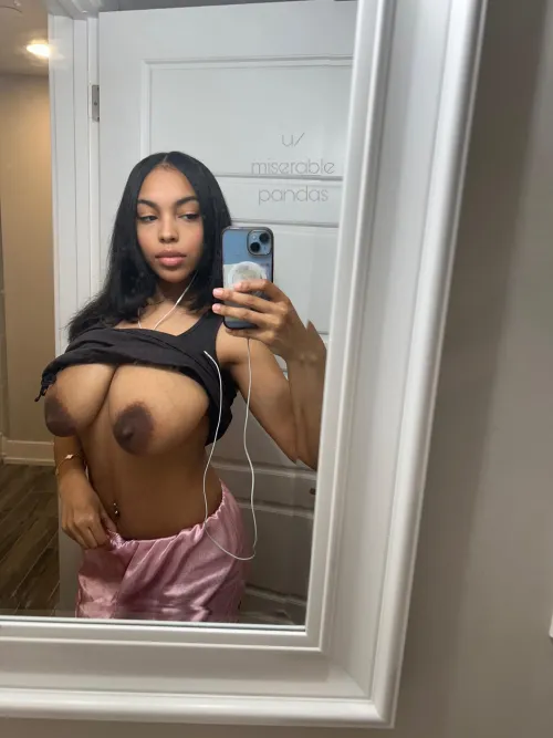 Thumbnail Huge-Titted Friend: MiserablePandas' Reveal