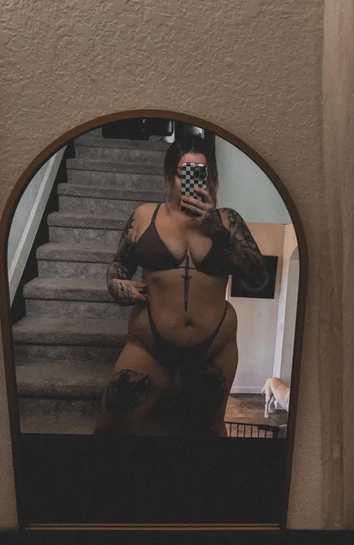 Thumbnail Join gabiii_carter for Poolside Fun with Mommy