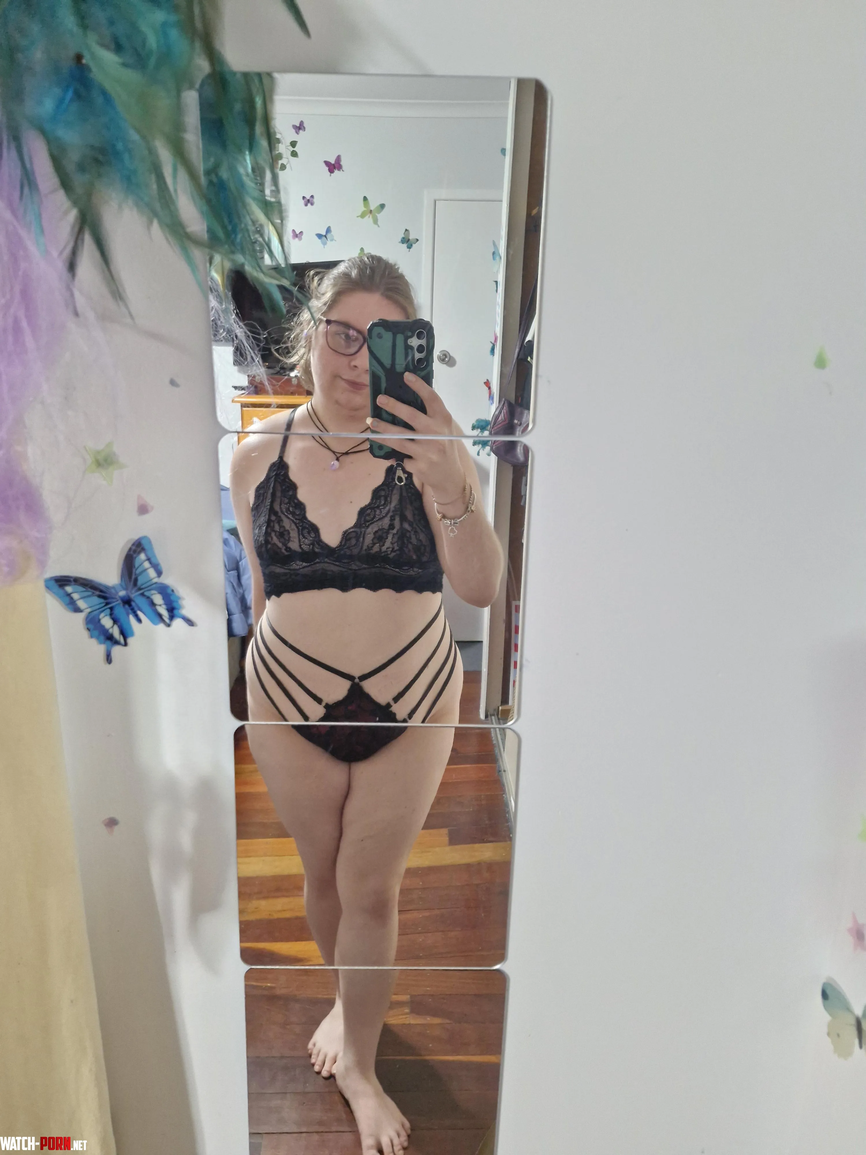 My chubby body by Desperate_Pay1718