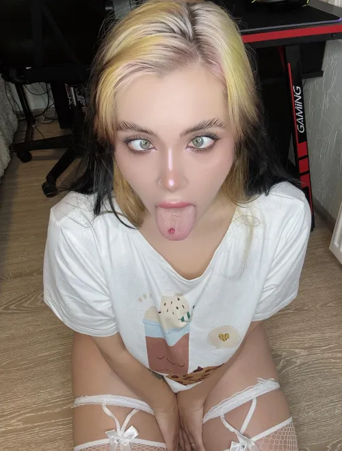 Thumbnail Shower Dreams: iam_michaelalove's Deep RealAhegao Desires