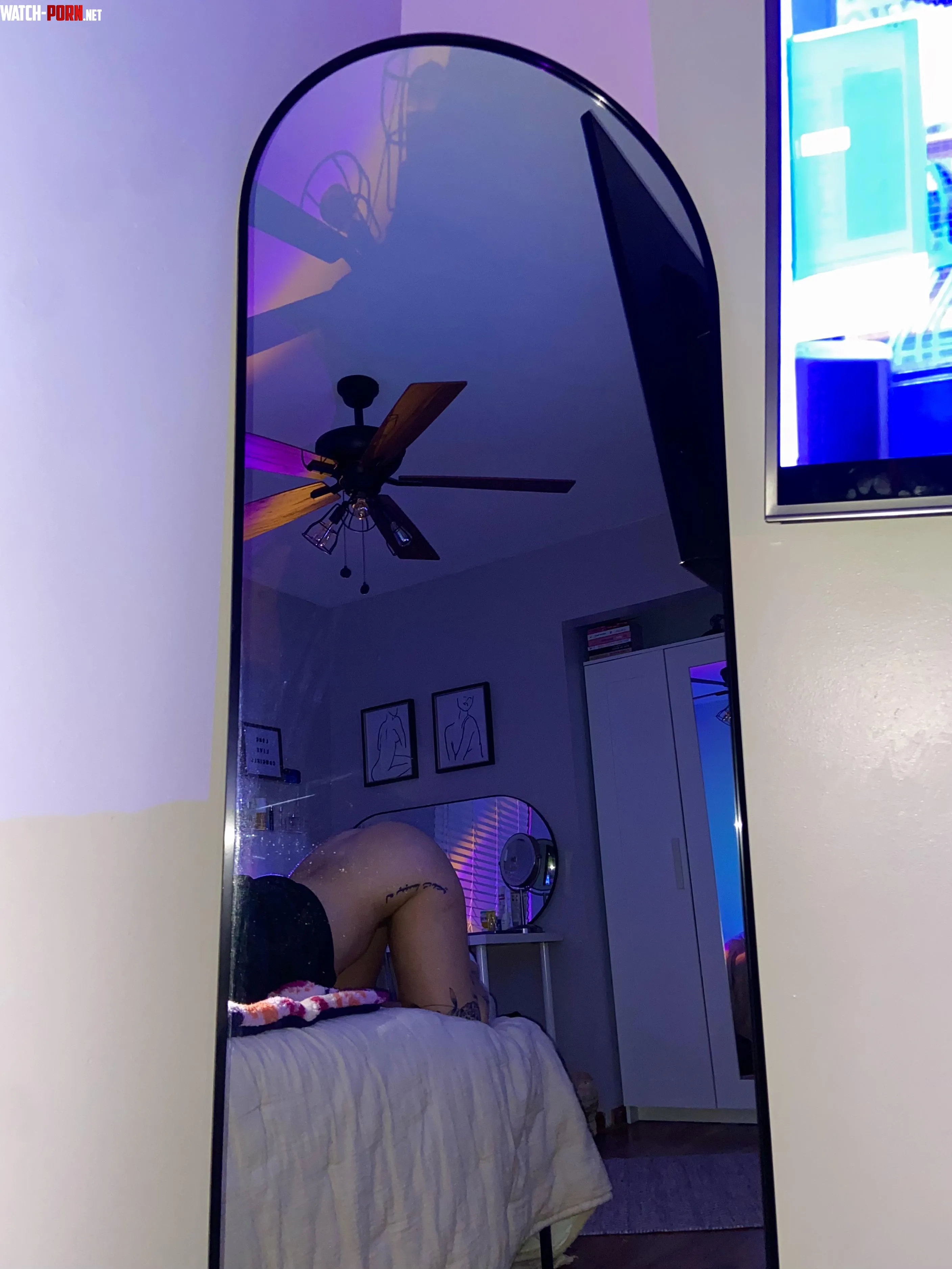 Imagine hitting it from the back  by offoreignprincess