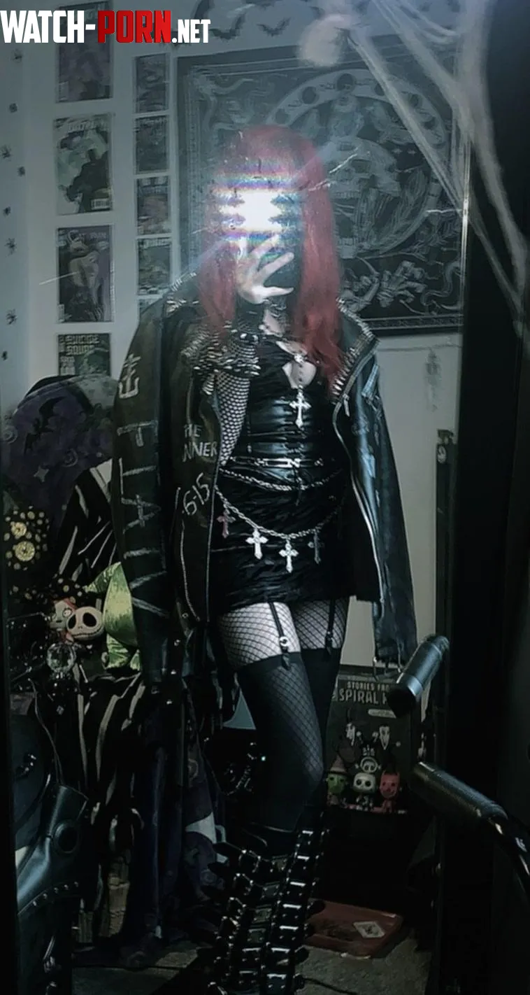 Its dark bold and just like me impossible to resist by LivingDeadGothh