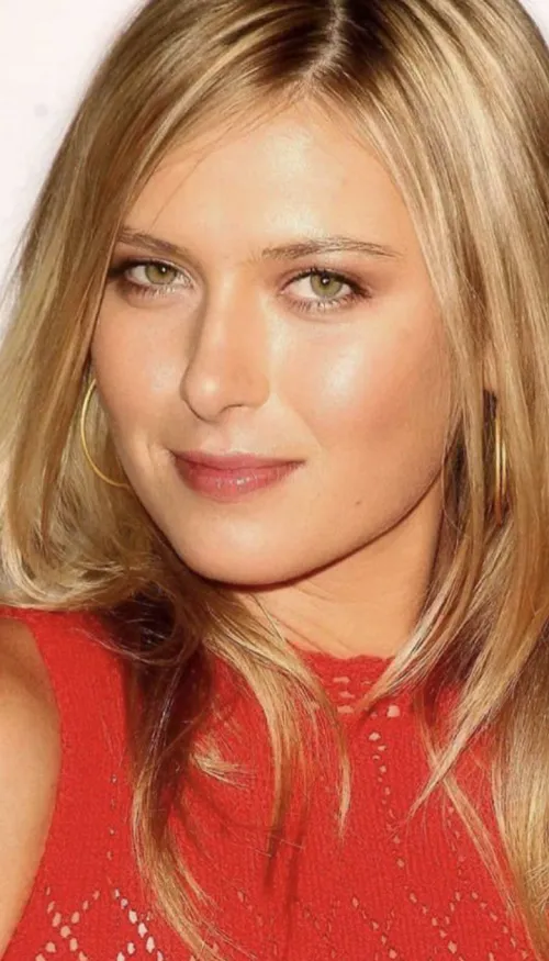Thumbnail Skyline_Drifter Showcases Maria Sharapova's Timeless Beauty