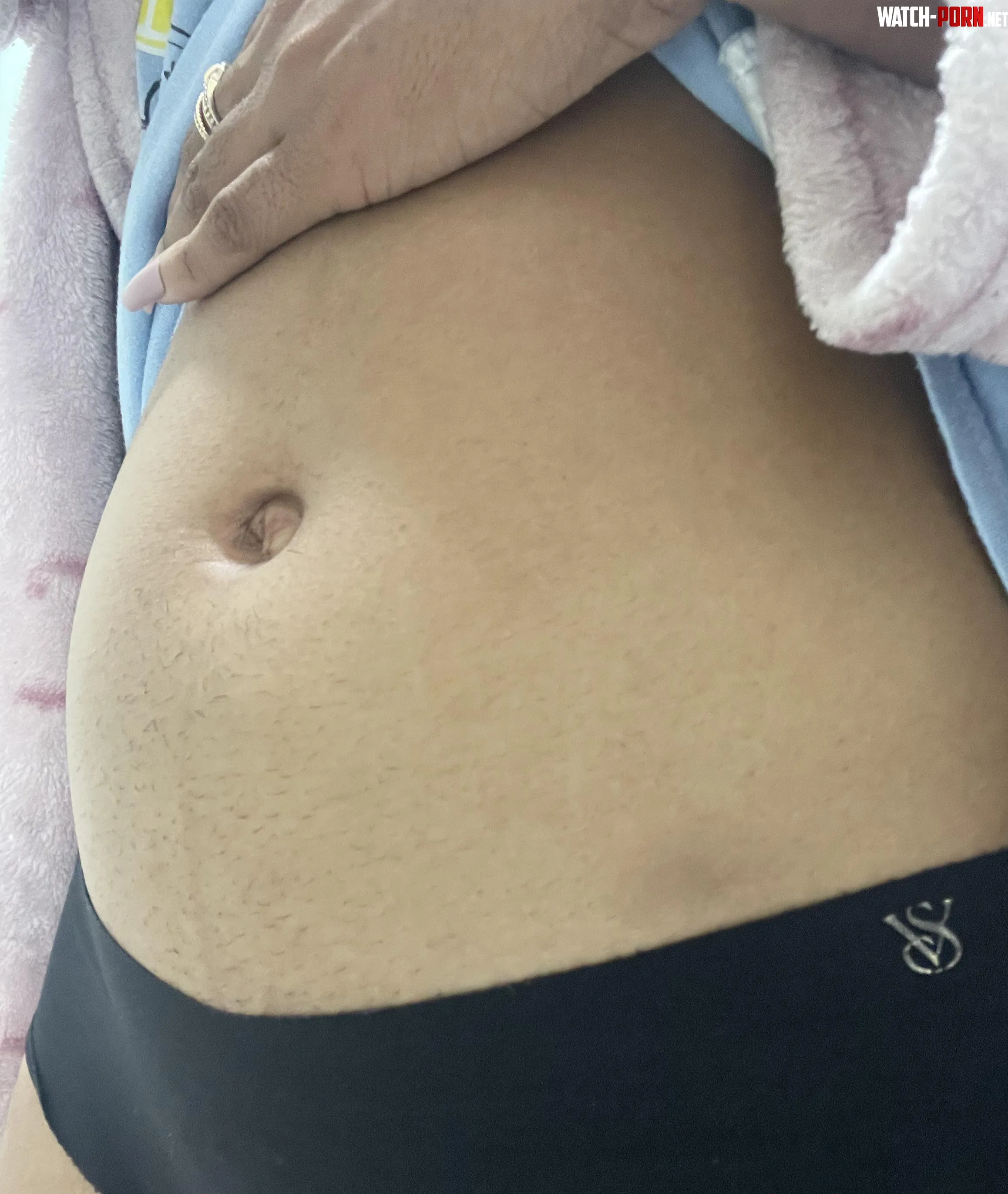 im pretty small but help me gain   by pukingpercs_