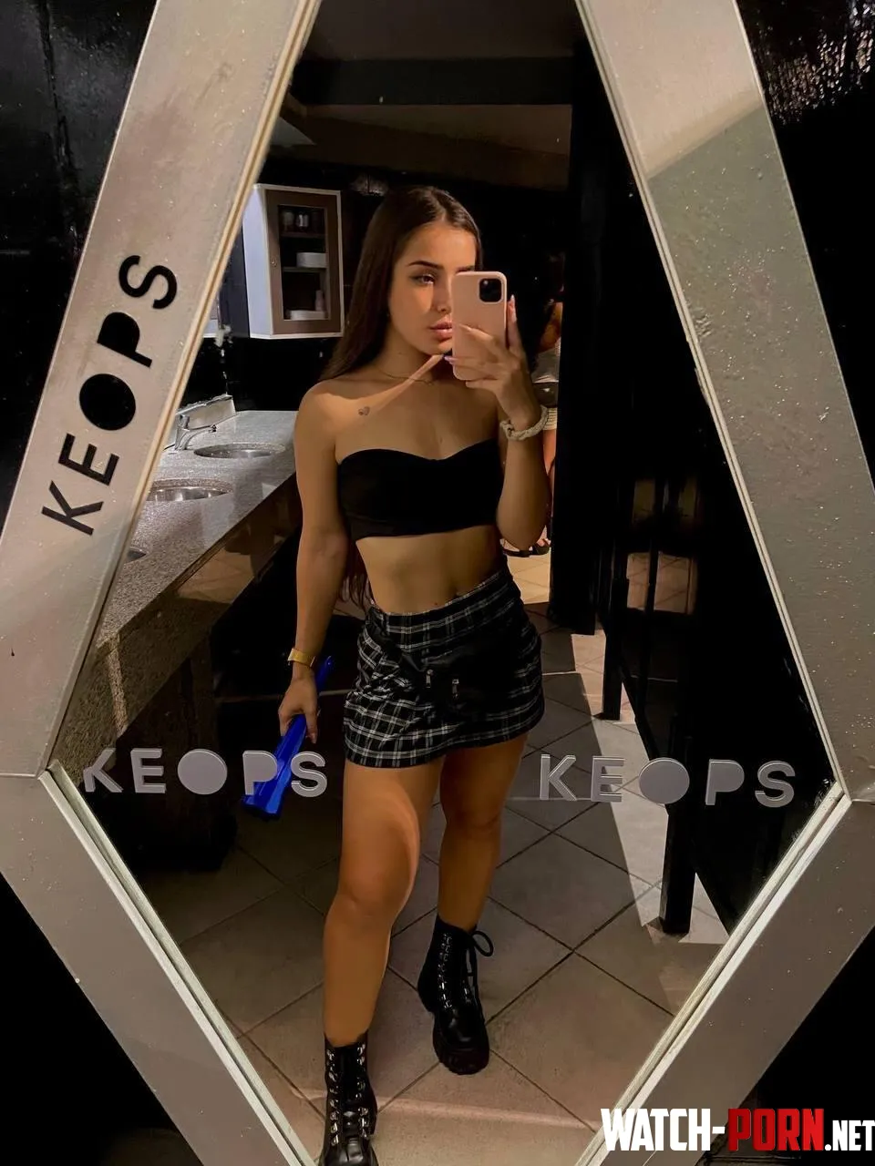too sexy not to post by ChloeCheekzz