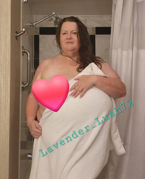 Thumbnail Indulge in a Hot Shower Experience with Lavender_Lush72