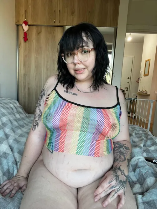 Thumbnail Journey of Acceptance: 'Happiness in New Stretchmarks'