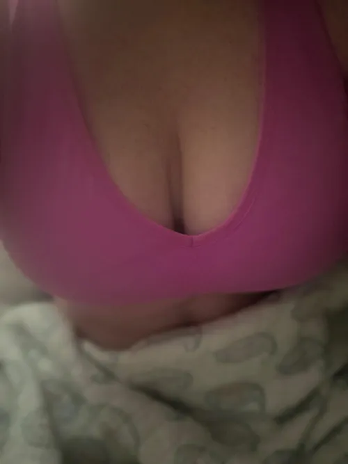 Thumbnail Open DMs: Connect for Playful Fun