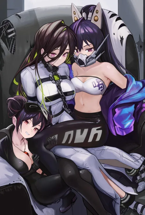 Thumbnail Discover QuencyampShinampGuilty Nikke: A Pantsu Tale by Boring_water33