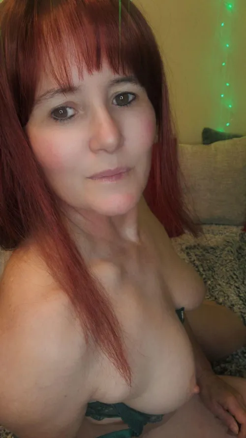 Thumbnail Rate my gilf tits on a 110 scale by launadavis | Engaging gilf Content