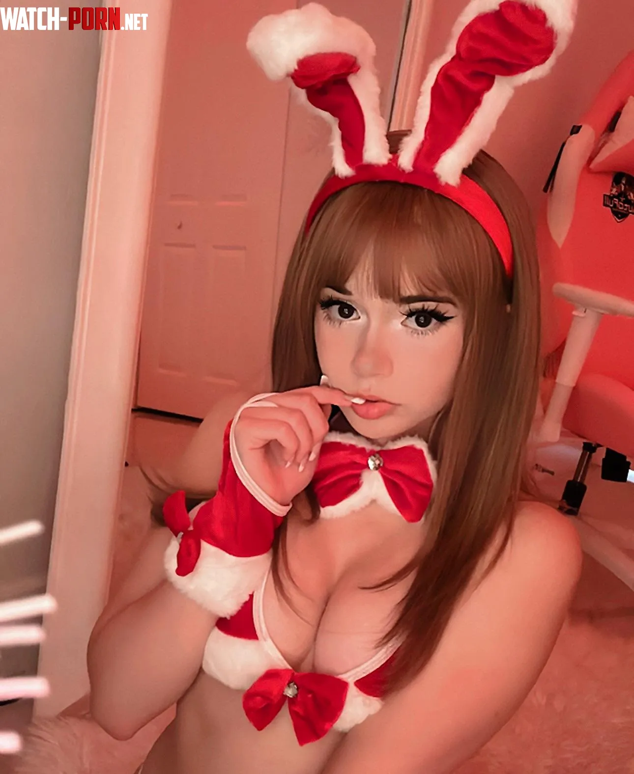 respond if your carrot is more than 4 inches  by Jessie_Ra3