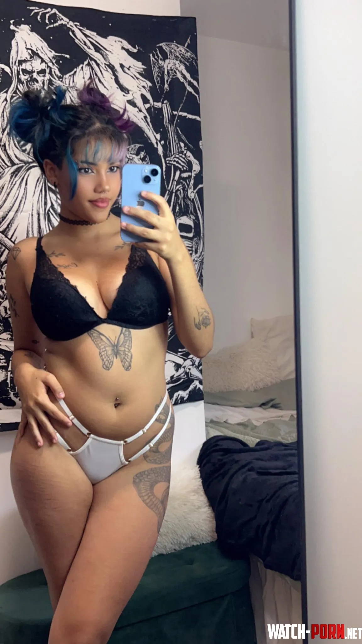 im in the mood to be fucked volunteers are welcome by PoisonJulia