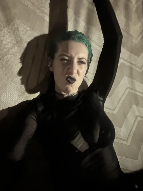 Thumbnail Exploring Black Lipped Pouts: A Dive into the World of Pouting by sirenskiss3