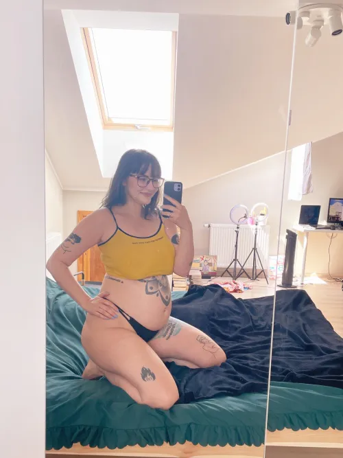 Thumbnail Blumerystka's Sweet Pregnancy Chronicles: A Tale of Rescue and Desire