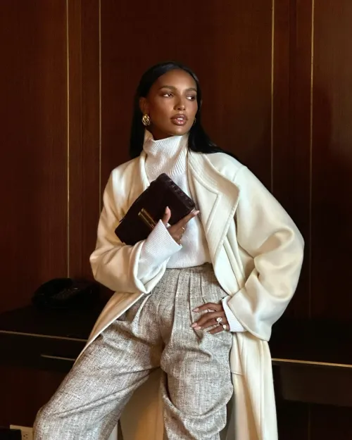 Thumbnail Jasmine Tookes Spotlighted by Ooperatur: A Tribute