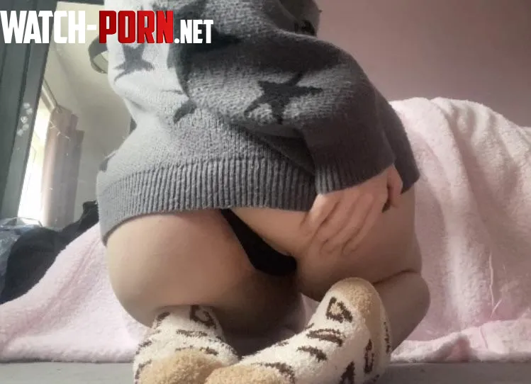 my cute new socks f by r0tbunni