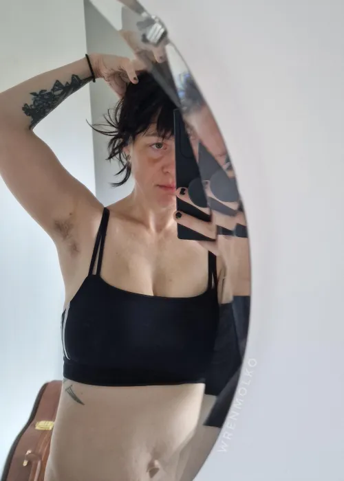 Thumbnail Sweaty Allure: mistermissus86's Gym vs. Freshly Showered Dilemma