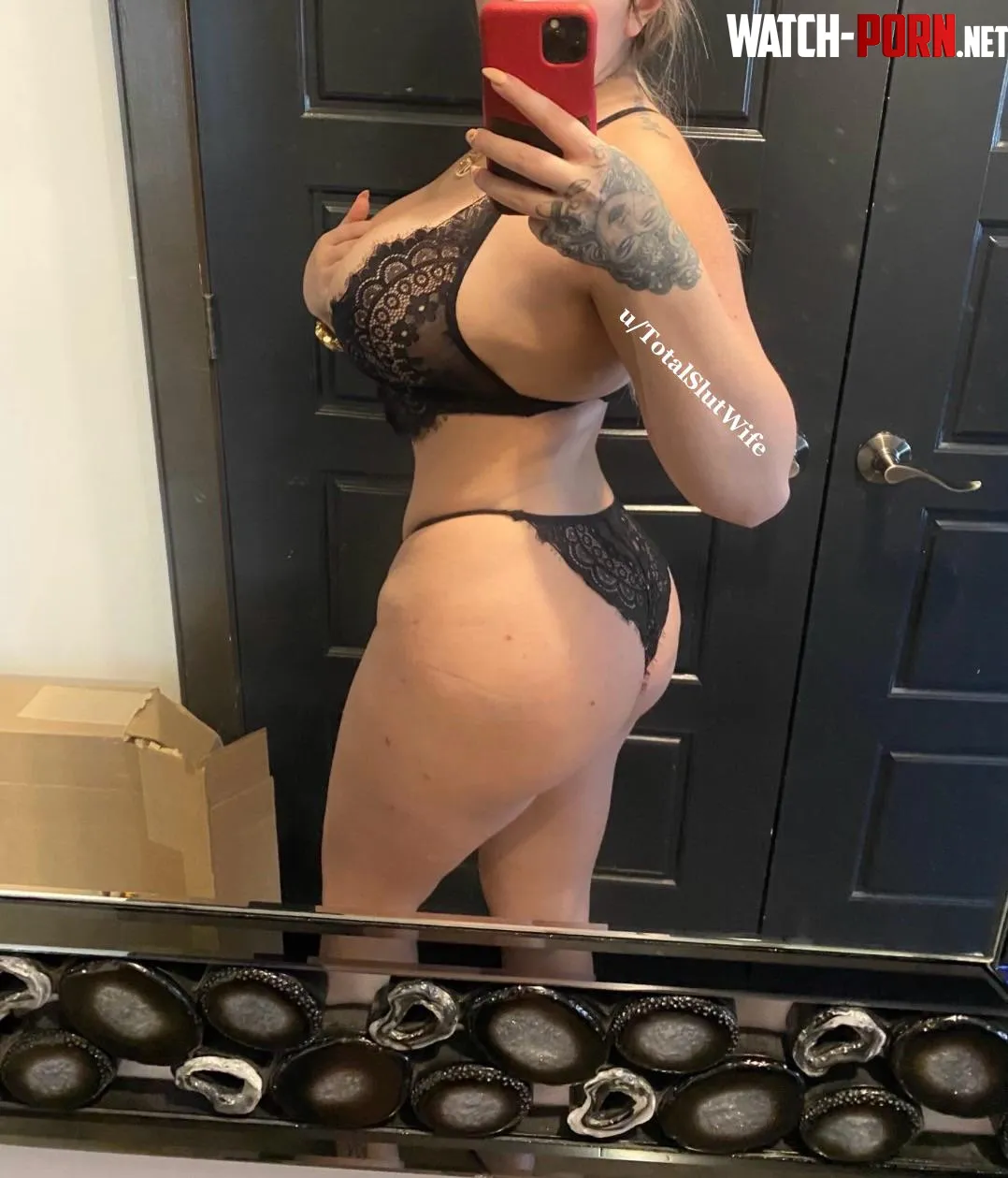 No one lasts long with these cheeks clapping on their balls while I ride  by TotalSlutWife